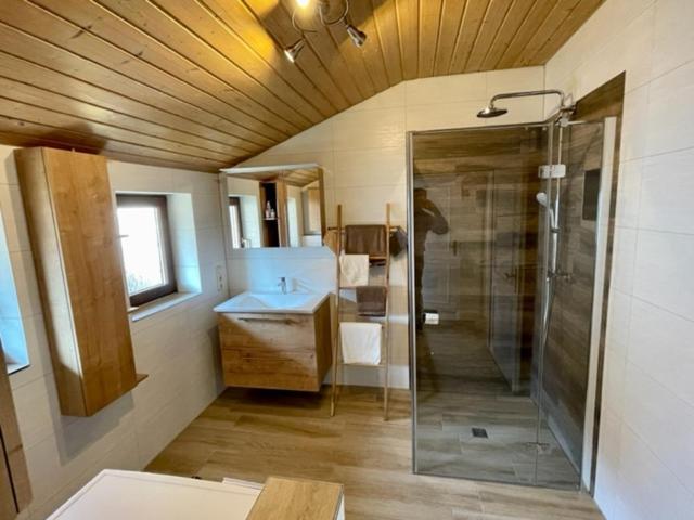 Apartment Kleines Haeuschen Mit Bergblick
